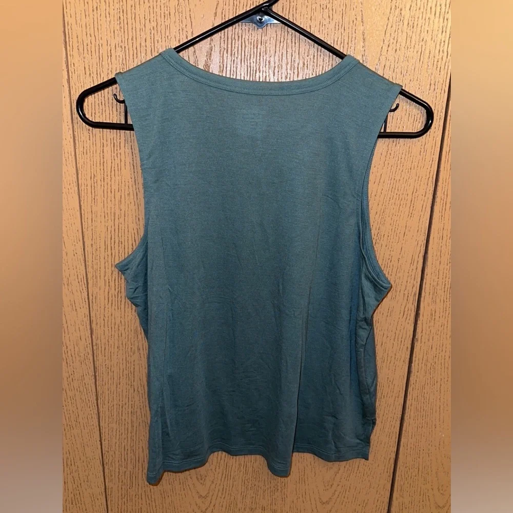 Active Tank Top - Picture 3 of 3